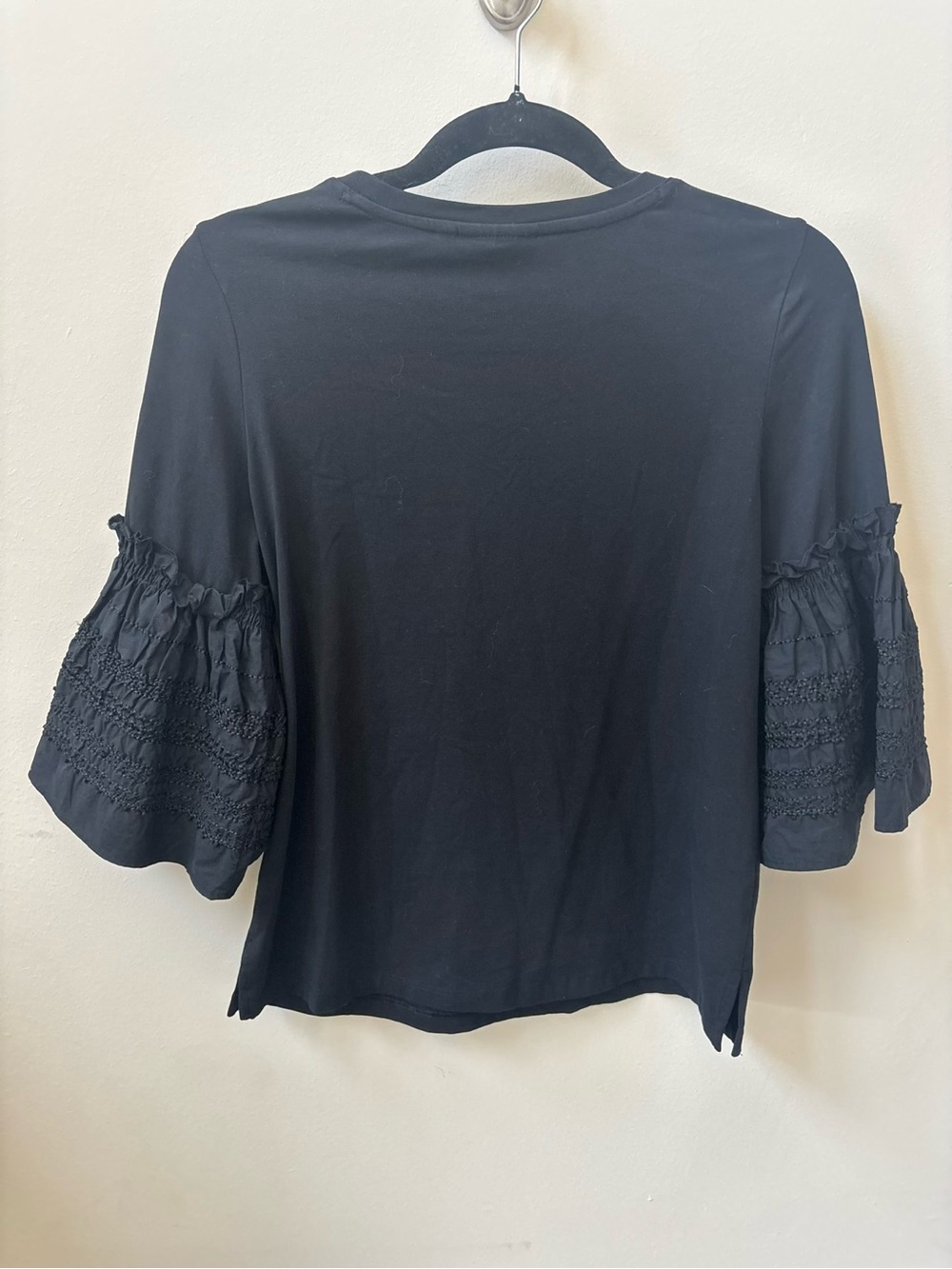 Chico's Black Lace Bell Sleeve Top Size 0 - Picture 2 of 5